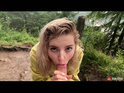 ❤️ Vajza gëlltitet sperma pas një blowjob publike - Eva Elfi ☑ Porno në pornografi sq.eviewporn.ru